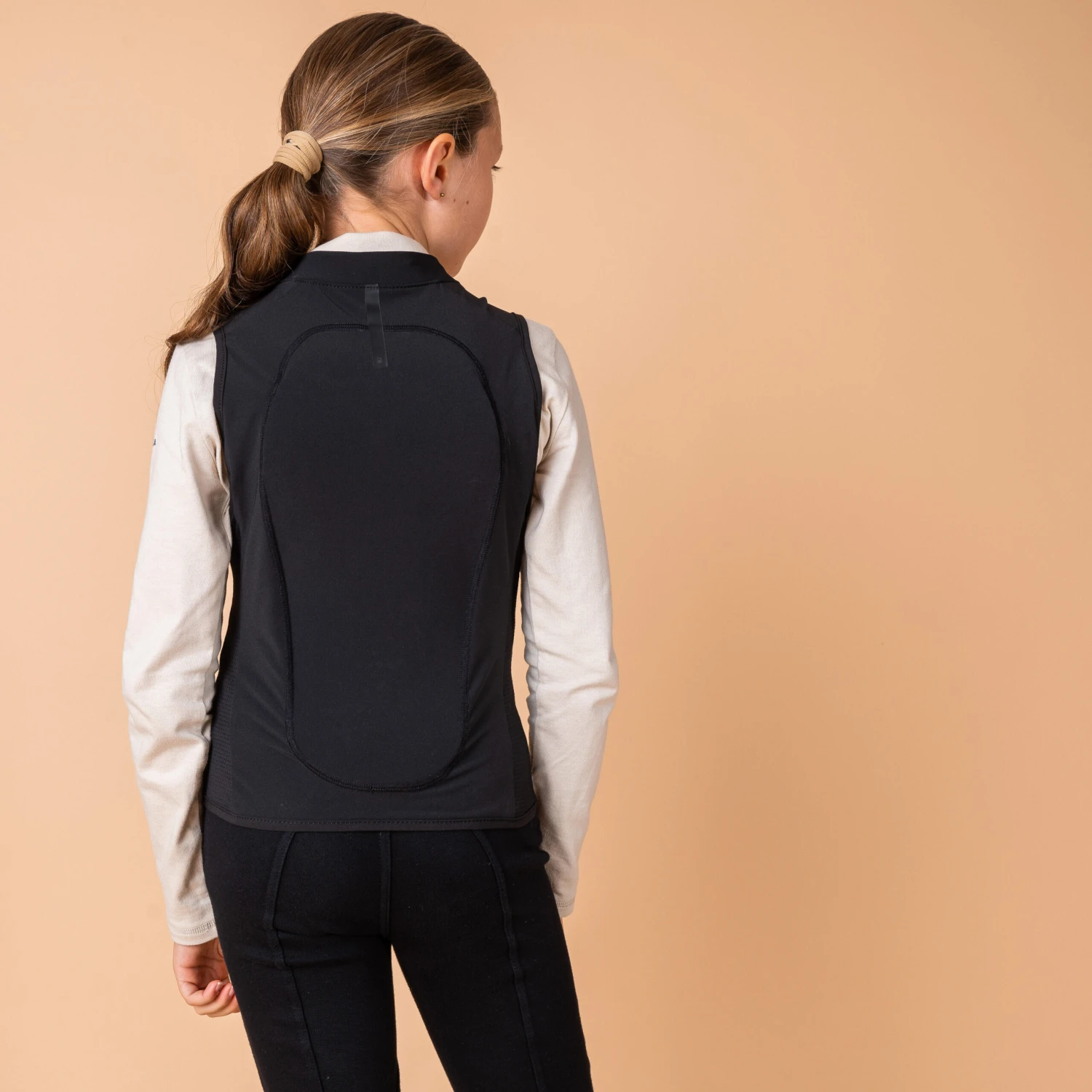 Kids' Flexible Horse Riding Back Protector 500 2 Kids' Flexible Horse Riding Back Protector 500 - Image 2