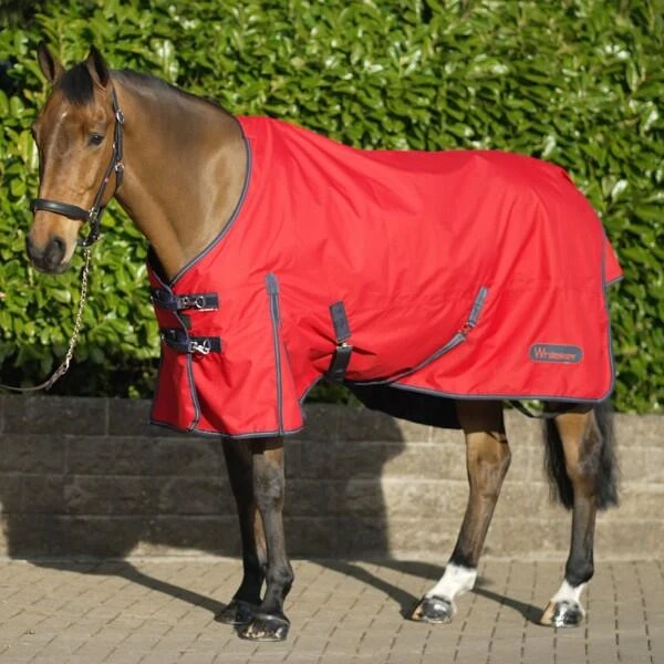 Rastrick 100g Lightweight Turnout Rug 1 Rastrick 100g Lightweight Turnout Rug