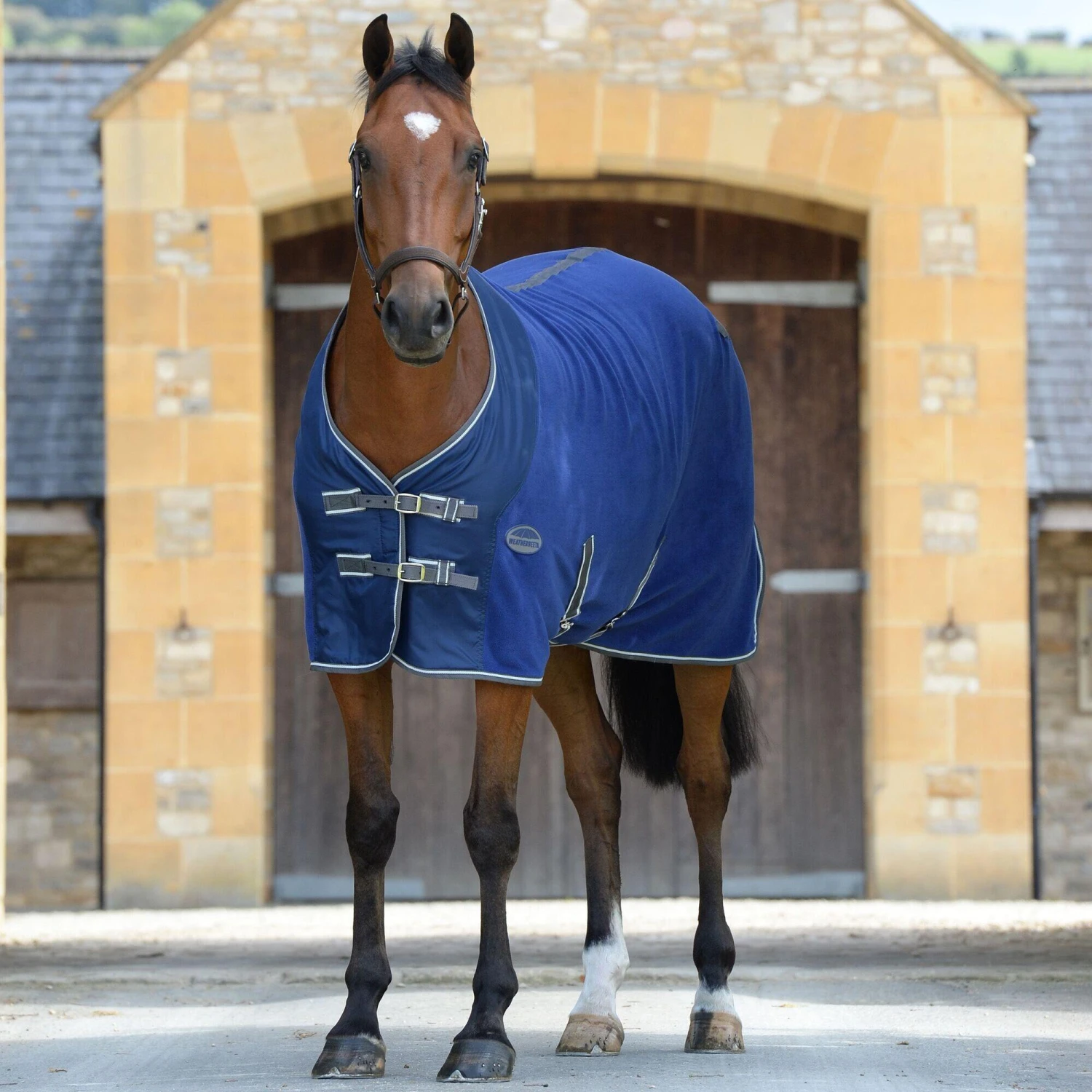 Weatherbeeta StandardNeck Fleece Horse Cooler Rug (Dark Blue/Grey/White) 3 Weatherbeeta StandardNeck Fleece Horse Cooler Rug (Dark Blue/Grey/White) - Image 3