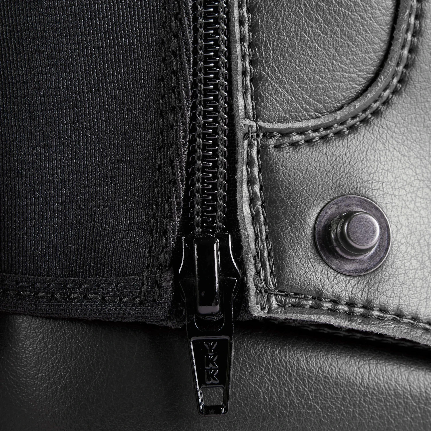 Adult Horse Riding Synthetic Half-Chaps 500 5 Adult Horse Riding Synthetic Half-Chaps 500 - Image 5