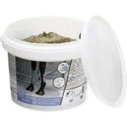 Mineral Clay For Horse & Pony - 2.5 Kg -Weatherbeeta Sales Store ka32e1ee6a88b39854206bbeb3a151f91